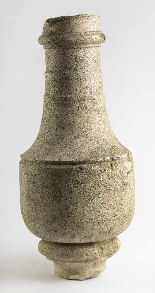 Fragment des ruines de la propriété de Riond-Bosson récupéré avant son dynamitage par l'armée en 1965-1966