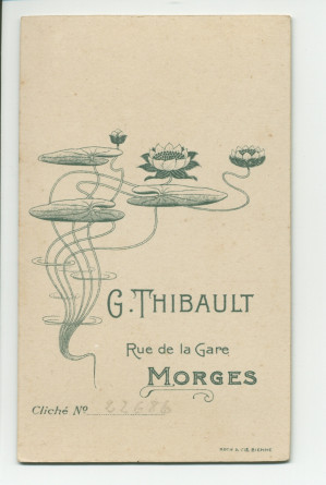 Photographie de la sœur de Paderewski, Antonina, jeune femme – reproduction sur carton réalisée par G. Thibault à Morges