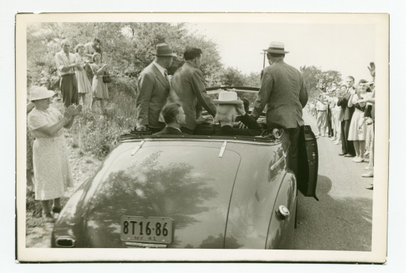 Reportage photographique réalisé à l'occasion du dernier discours prononcé par Paderewski à Oak Ridge (New Jersey), le 22 juin 1941, devant des vétérans polonais de la Première Guerre mondiale