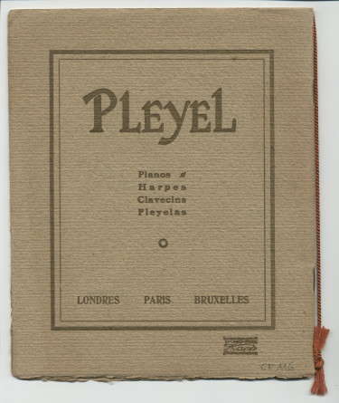Libretto du concert organisé le 9 juin 1923 au Théâtre du Châtelet à Paris par l'Association des Concerts-Colonne au bénéfice du Monument Edouard Colonne avec le concours de Paderewski dans le Concerto «L'Empereur» de Beethoven (a-e)