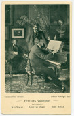 Carte postale représentant Gustave Doret (1866-1943) au piano et les frères Jean (1869-1939) et René Morax (1873-1963), auteurs de la Fête des Vignerons de 1905 – photographie de Francis de Jongh – éditée par Fœtisch Frères S.A. à Lausanne