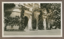 Photographie de l'angle sud-ouest (niveau jardin) de la villa de Riond-Bosson en 1935