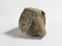 Fragment des ruines de la propriété de Riond-Bosson récupéré avant son dynamitage par l'armée en 1965-1966